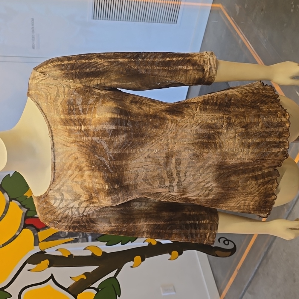 Sno Skins Shredded Top